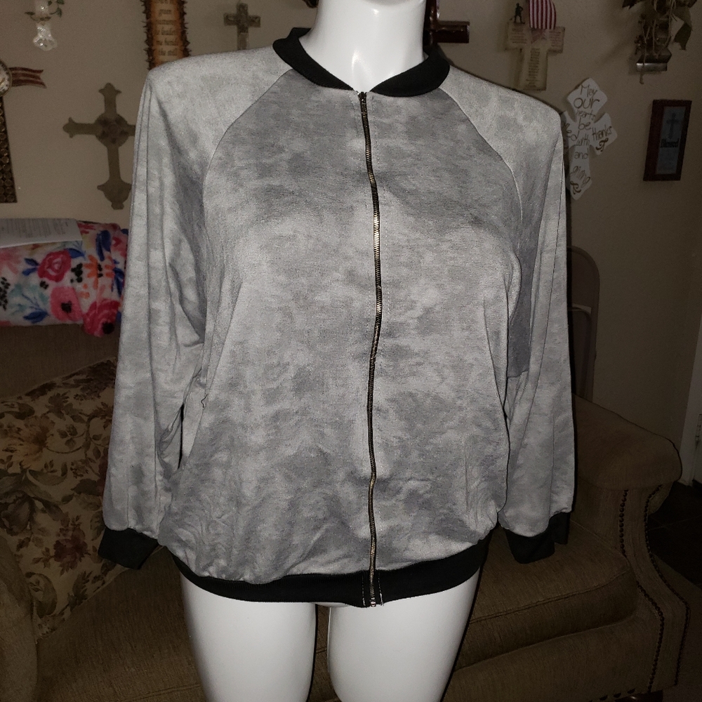 Light weight style bomber jacket